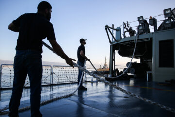 ناو تمام ایرانی دنا