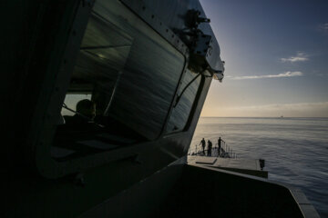 ناو تمام ایرانی دنا