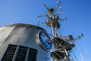 ناو تمام ایرانی دنا