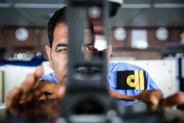 ناو تمام ایرانی دنا