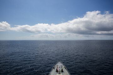 عرشه ناو تمام ایرانی دنا
