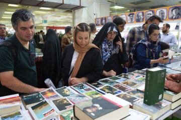 El 10º día de la 34ª edición de la Feria Internacional del Libro de Teherán
