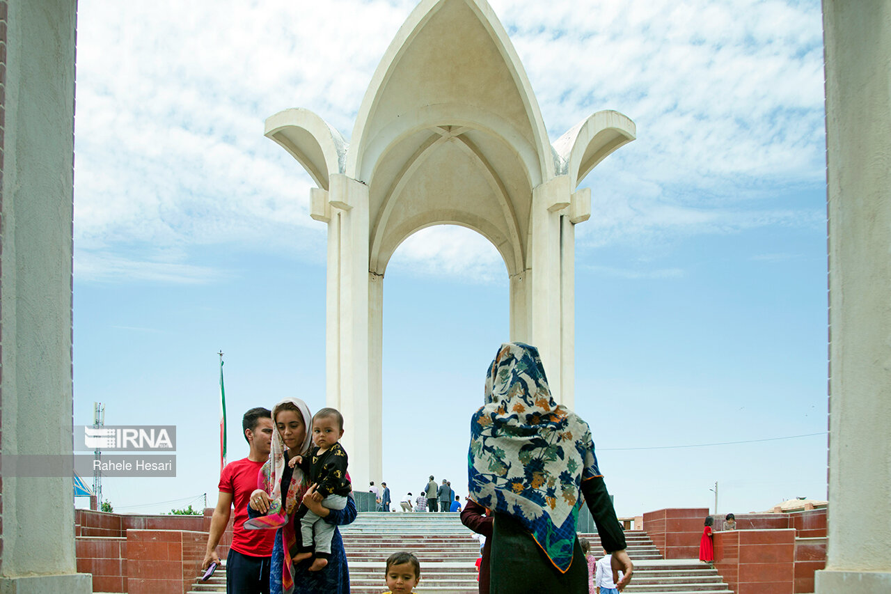 آغاز برنامه‌های بزرگداشت فردوسی ترکمن‌ها در گلستان