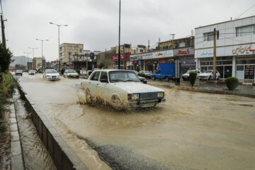 آبگرفتگی معابر در مریوان