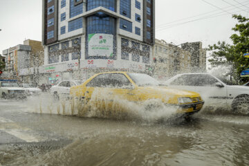 آبگرفتگی معابر در مریوان