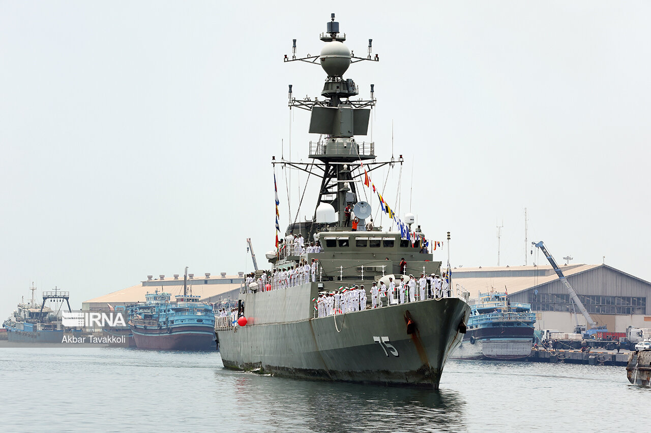 دریادار ایرانی: نیروی دریایی ارتش در عملیات‌های بشردوستانه حضور دارد
