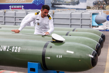 La ceremonia oficial de bienvenida a la 86.ª flotilla de la Armada iraní