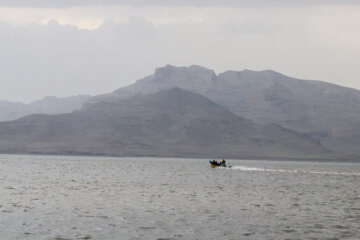 هفت میلیارد مترمکعب آب به سمت دریاچه ارومیه رها شده است