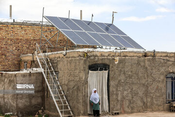 افتتاح بزرگترین پروژه انرژی خورشیدی روستایی