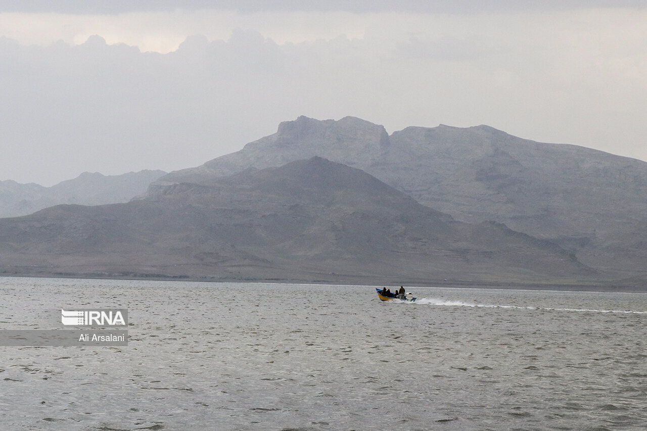 هفت میلیارد مترمکعب آب به سمت دریاچه ارومیه رها شده است
