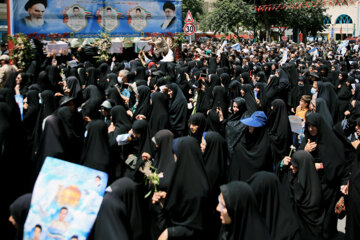 تشییع شهدای مرزبانی سراوان در مشهد