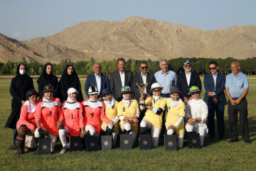 Compétitions nationales de polo féminin à Téhéran