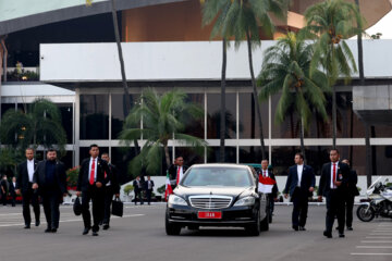 El primer día de la visita de Raisi a Indonesia
