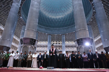 Les images de la deuxième journée de la visite d’Etat du président iranien en Indonésie