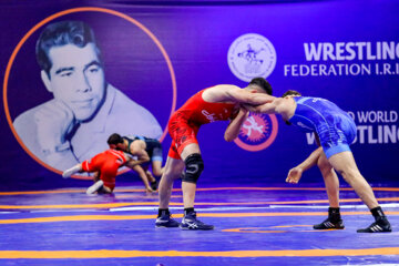 Lutte libre: le 43e tournoi de la Coupe Takhti