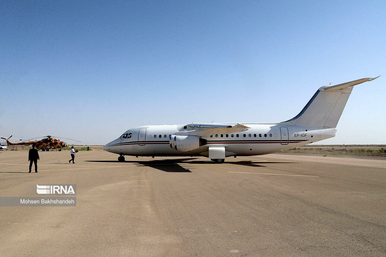 فیلم | استقبال مسافران نوروزی از برقرار شدن پرواز مشهد در فرودگاه اراک