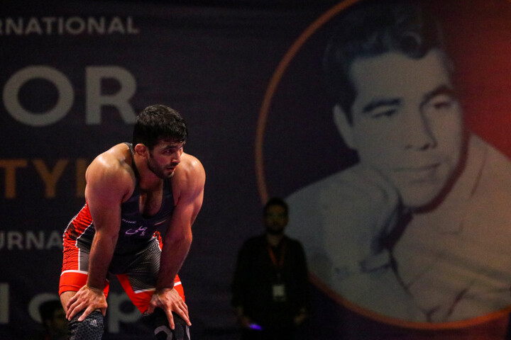 یزدانی به دنبال عبور از تختی و ساعی در روز دعوتنامه پرسپولیس برای کاپیتان استقلال!