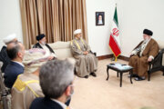 Treffen von Sultan von Oman mit dem Revolutionsführer