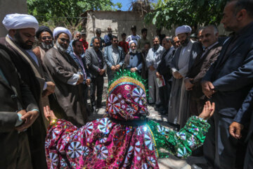 افتتاح مسکن و معابر روستایی در خراسان جنوبی