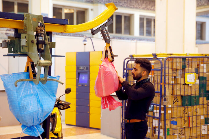 حضور ۱۴۰ استارتاپ در مرکز نوآوری پست/تبدیل ایده به فرصتهای کسبوکار