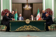 Иран и Туркменистан подписали пять документов о сотрудничестве