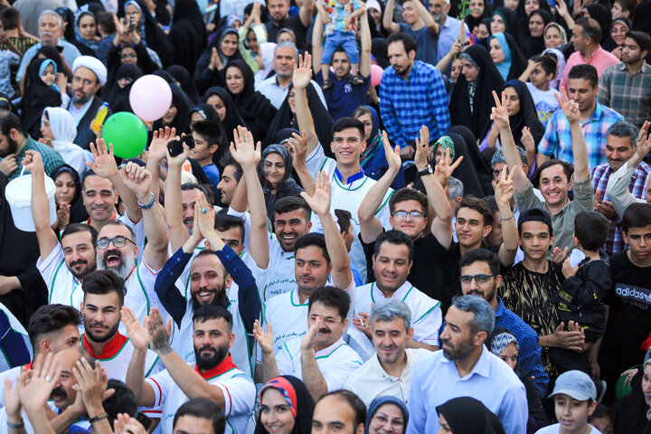 البرز غرق سرور و شادی امام مهربانی / اجتماع امام رضایی ها