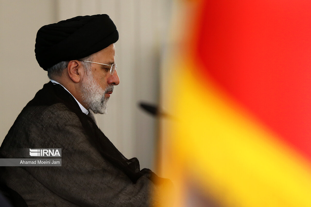 رئیس جمهور از نمایشگاه آخرین خدمات و دستاوردهای وزارت ارتباطات بازدید کرد