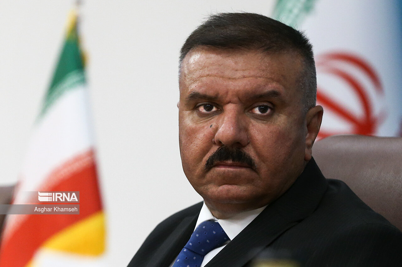 وزير الداخلية العراقي يتفقد حدود شلمجة