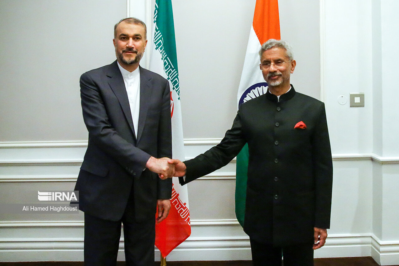  ایران کے وزیر خارجہ اپنے بھارتی ہم منصب سے ملاقات کی