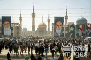 Лидер революции в течение 33 годовщин смерти имама Хомейни
