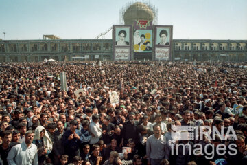 سخنرانی رهبر انقلاب در مراسم هشتمین سالگرد رحلت امام خمینی (ره) سال ۱۳۷۶