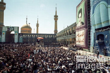 سخنرانی رهبر انقلاب در مراسم هشتمین سالگرد رحلت امام خمینی (ره)- سال ۱۳۷۶