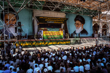 سخنرانی رهبر انقلاب در مراسم سیزدهمین سالگرد رحلت امام خمینی (ره) سال ۱۳۸۰