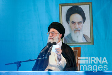 سخنرانی رهبر انقلاب در مراسم پانزدهمین سالگرد رحلت امام خمینی (ره) - سال ۱۳۸۳