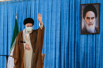 حضور مقام معظم رهبری در مراسم سی و چهارمین سالگرد ارتحال امام خمینی (ره)