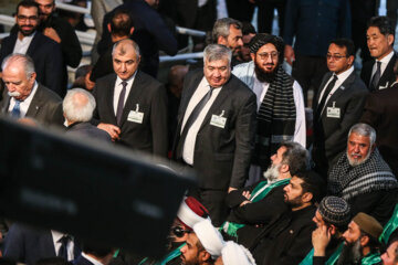 حضور سفرای کشورهای خارجی در مراسم سی و چهارمین سالگرد ارتحال امام خمینی (ره)