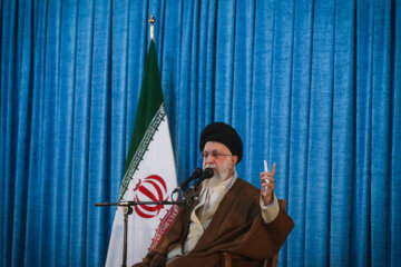 سخنرانی مقام معظم رهبری در مراسم سی و چهارمین سالگرد ارتحال امام خمینی (ره)