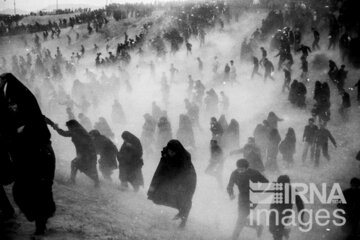 Triste disparition de l'Imam Khomeiny : des images inédites de la plus grande cérémonie funéraire du monde- juin 1989-Téhéran (Archives de l’IRNA)