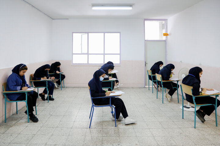 ۱۳ شهریور پایان امتحانات نهایی جبرانی/زمان تدریس برای دانش‌آموزان مناسب نیست
