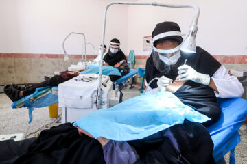  خدمات دندانپزشکی اردوی جهادی گروه منتظران ظهور در بخش مرزی درح شهرستان سربیشه