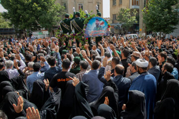 فیلم | وداع فراموش نشدنی مردم کرمانشاه با شهید مدافع امنیت