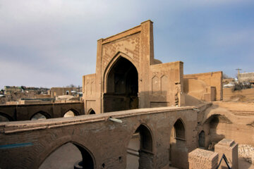 La grande mosquée de Forumad à Semnān 