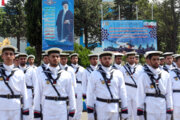Abschlussfeier der Marinestudenten der iranischen Armee