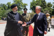 Le président ouzbek en Iran pour des entretiens de haut niveau