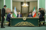 Irán y Uzbekistán firman 11 documentos de cooperación 