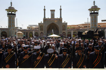 Ceremonia de duelo por el Imam Yawad (pb) en Qom
