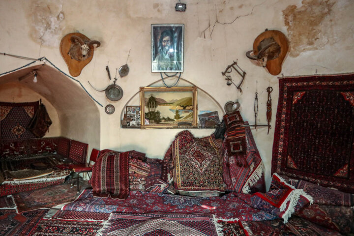 فرش دستباف همدان در کنج فراموشی