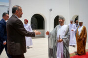  Iran, Oman FMs discuss issues of mutual interest