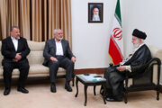 İslam İnkılabı Rehberi ile Hamas siyasi daire başkanının görüşmesi 