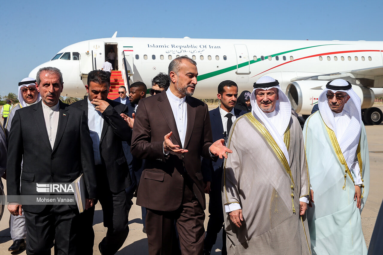 ایرانی وزیر خارجہ  کا دورہ کویت